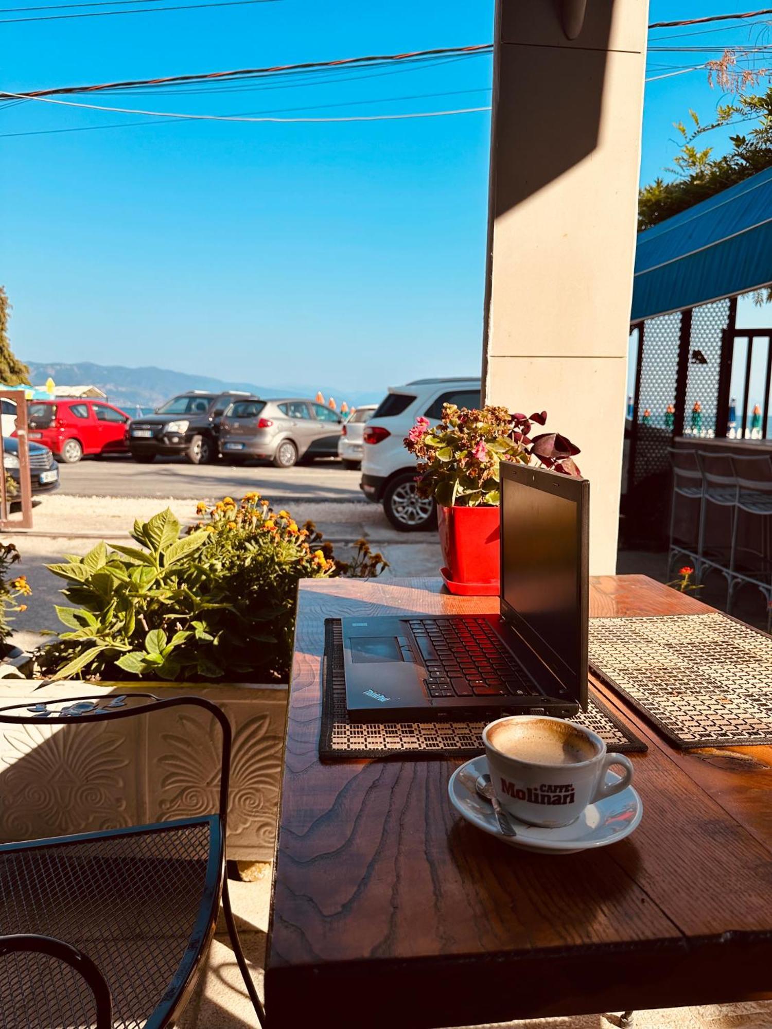 Hotel Saint Marena Pogradec Exteriér fotografie