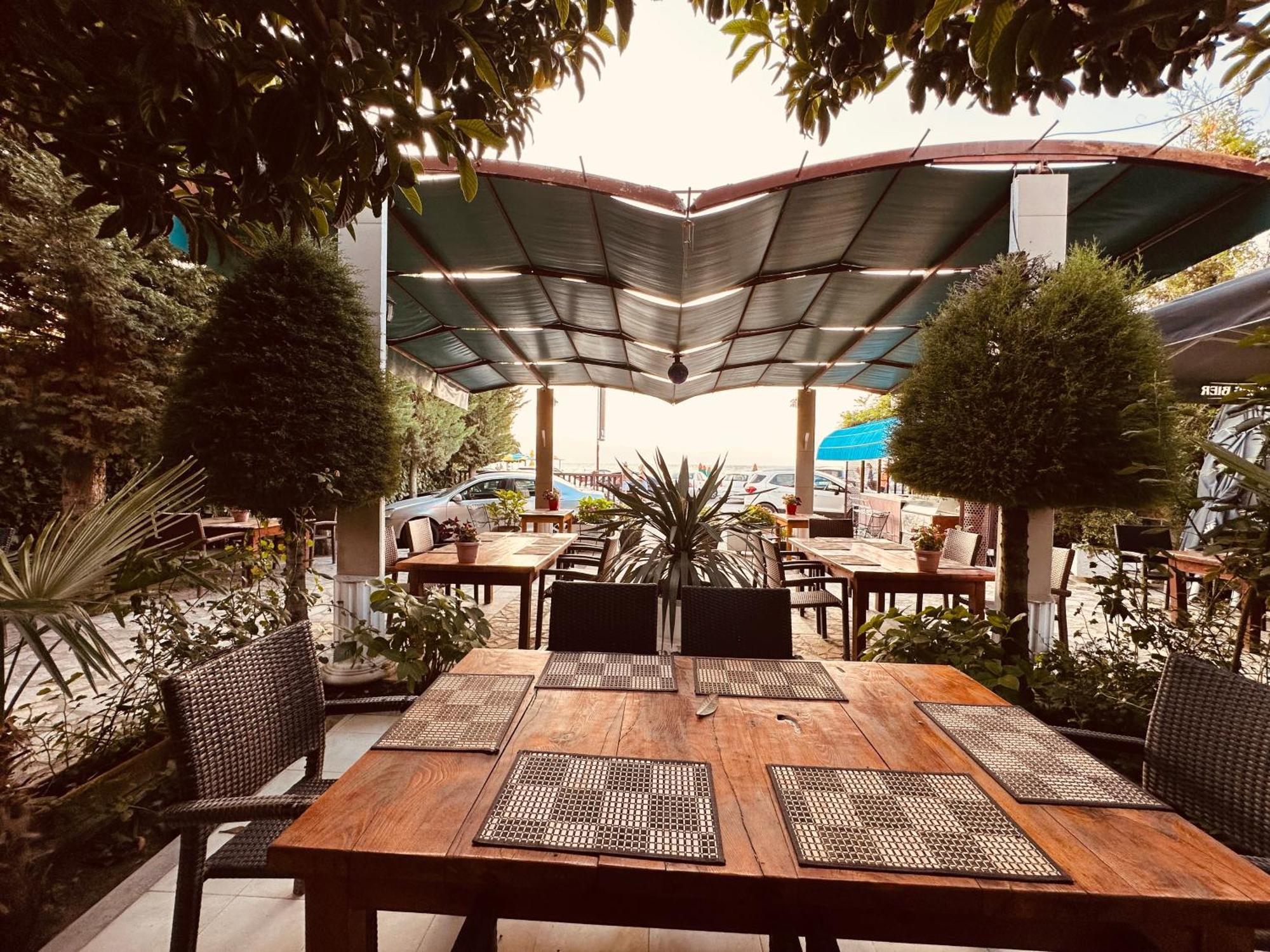 Hotel Saint Marena Pogradec Exteriér fotografie